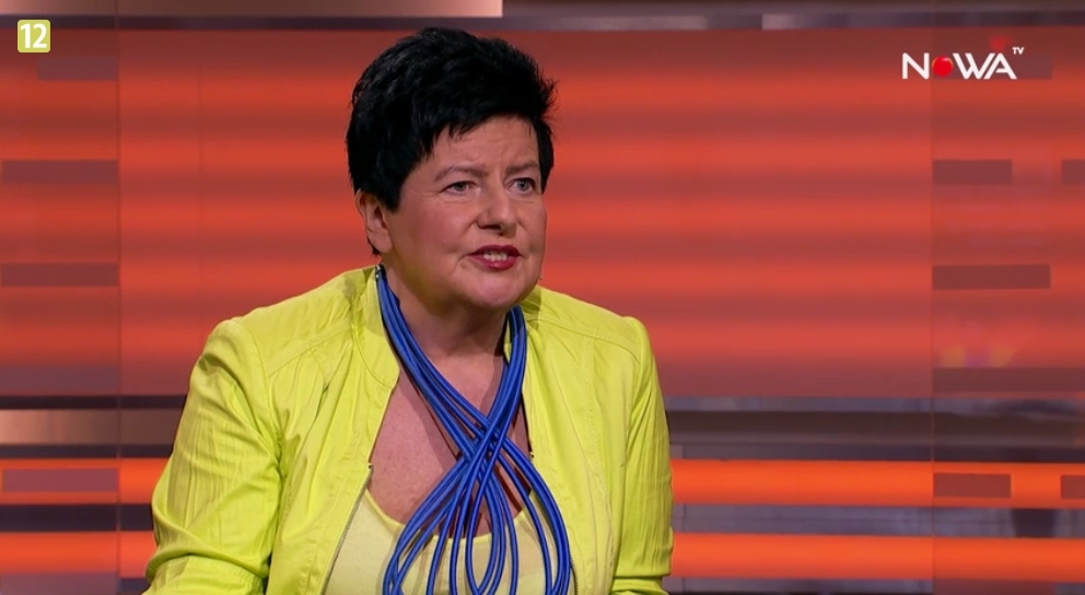 Senyszyn: ekshumacje to gra polityczna, w Smoleńsku nie było żadnego zamachu