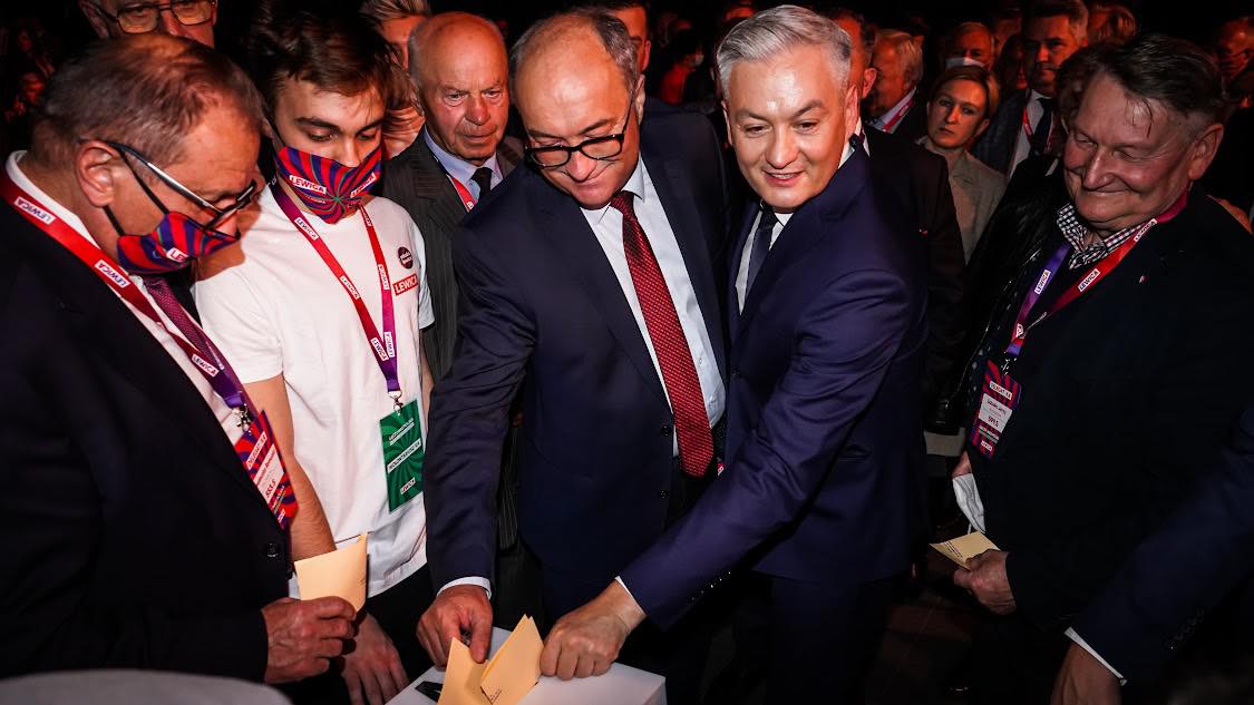 kongres091021glosowanie